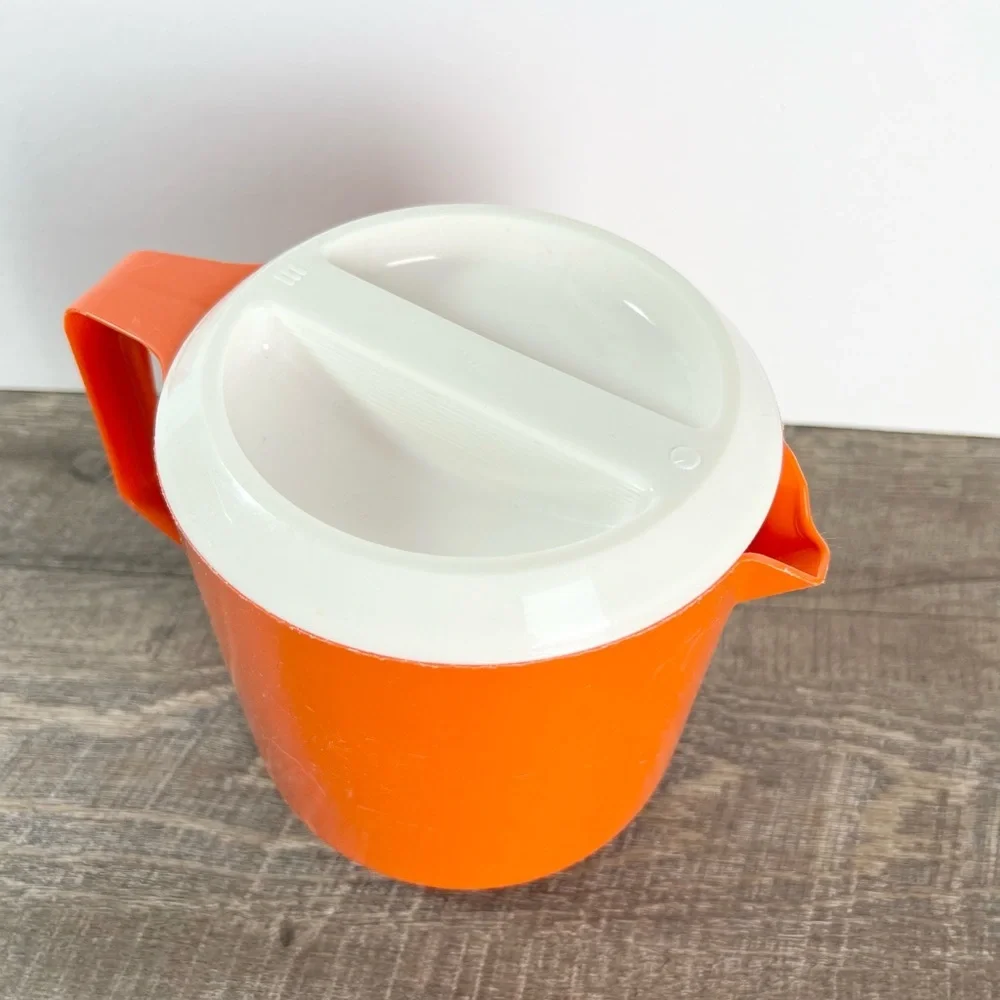 Vintage‎ Orange Rubbermaid 1 1/2 Quart Pitcher White Top #2745 3
